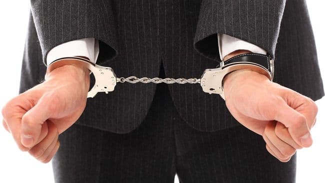 Buronan Asuransi RI Hidup Mewah di AS, Interpol Terus Buru