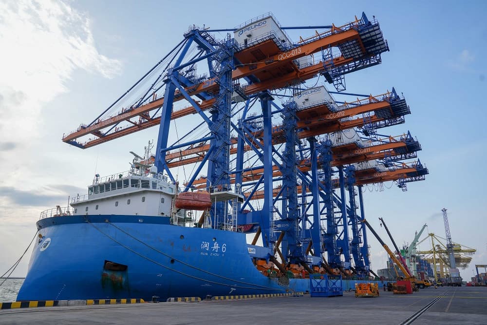 Pelindo Perkuat TPK Semarang dengan 4 Crane Modern