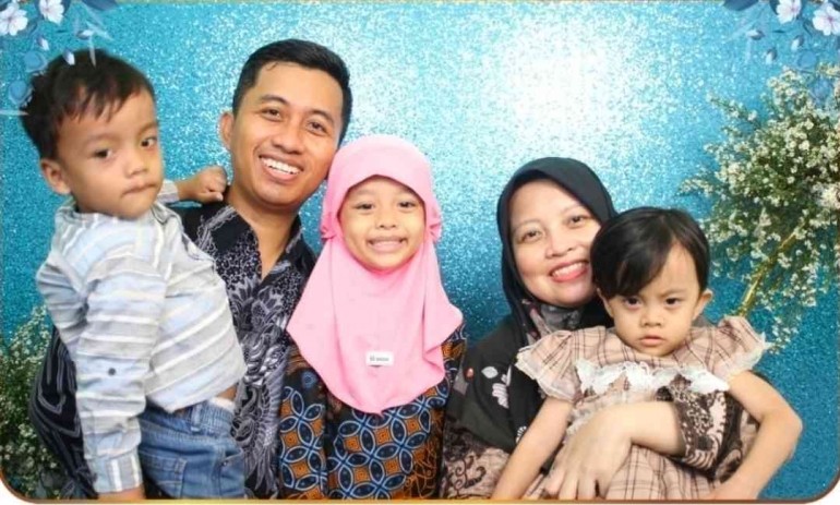 Manisnya Pernikahan di Akhir Bulan: Bahagia Itu Kita yang Ciptakan