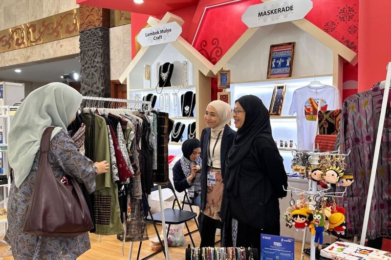 Maskerade Bawa Wastra Sulsel ke INACRAFT 2026, Bukti Kain Tradisional Kini Melekat di Anak Muda