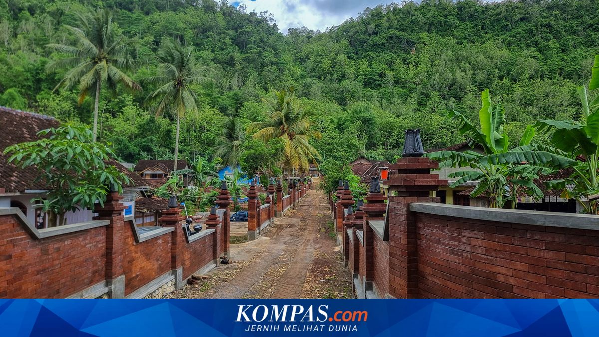 Keajaiban Desa Wotawati, Matahari Terbit Jam 8 Pagi